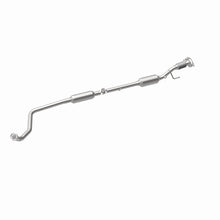 画像をギャラリービューアに読み込む, MagnaFlow Direct Fit Catalytic Converter OEM 18-21 Nissan Kicks 1.6L Single Underbody