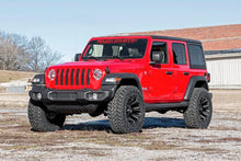 画像をギャラリービューアに読み込む, 2.5 Inch Lift Kit | Coils | V2 | Jeep Wrangler Unlimited Rubicon 4WD (18-23)