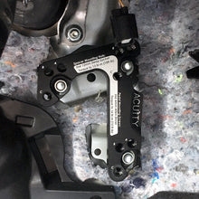 画像をギャラリービューアに読み込む, Throttle Pedal Spacer for the Left-Hand-Drive Vehicles