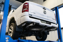 画像をギャラリービューアに読み込む, MBRP 2019 Ram 1500 5.7L (Crew Cab/Quad Cab ONLY) 2.5in Cat Back Dual Split Rear w/ 4.5in Tip - AL