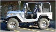 画像をギャラリービューアに読み込む, Bushwacker 65-84 Toyota Land Cruiser Cutout Style Flares 2pc - Black
