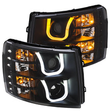 画像をギャラリービューアに読み込む, ANZO 2007-2013 Chevrolet Silverado 1500/2500 Projector Headlights w/ U-Bar Switchback Black w/ Amber