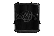 画像をギャラリービューアに読み込む, CSF 02-03 Isuzu NPR 4.8L OEM Plastic Radiator