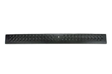 画像をギャラリービューアに読み込む, Rugged Ridge Rear Tailgate Sill Cover Body Armor 97-06TJ