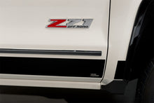 画像をギャラリービューアに読み込む, Putco 14-18 Chevy Silverado LD - Crew Cab - 5.5in Bed (10pcs) Black Platinum Rocker Panels