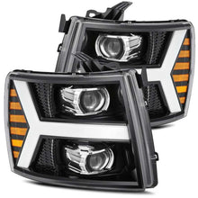 画像をギャラリービューアに読み込む, AlphaRex 07-13 Chevy 1500HD PRO-Series Proj Headlight Plank Style Gloss Blk w/Activ Light/Seq Signal