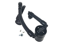 画像をギャラリービューアに読み込む, J&amp;L 07-14 Ford Mustang GT500 Driver Side Oil Separator 3.0 - Black Anodized