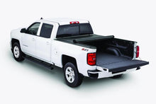 画像をギャラリービューアに読み込む, Tonno Pro 14-19 Chevy Silverado 1500 5.8ft Fleetside Lo-Roll Tonneau Cover