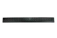 画像をギャラリービューアに読み込む, Rugged Ridge Rear Tailgate Sill Cover Body Armor 97-06TJ