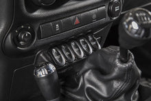 画像をギャラリービューアに読み込む, Rugged Ridge Etched Lower 5 Switch Panel Kit 11-18 JK