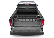 画像をギャラリービューアに読み込む, Roll-N-Lock 2020 Chevy Silverado/Sierra 2500/3500 MB 80-1/2in Cargo Manager