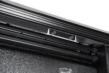 画像をギャラリービューアに読み込む, Rugged Ridge Armis Hard Folding With LINE-X Bed Cover 2020 JT