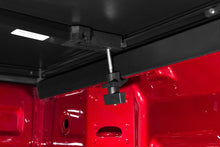 画像をギャラリービューアに読み込む, Tonno Pro 16-19 Toyota Tacoma 6ft Fleetside Tonno Fold Tri-Fold Tonneau Cover