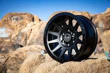 画像をギャラリービューアに読み込む, ICON Compression 18x9 6x5.5 0mm Offset 5in BS 106.1mm Bore Double Black Wheel