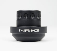 画像をギャラリービューアに読み込む, NRG Race Short Hub Datsun - Black