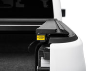 画像をギャラリービューアに読み込む, Rugged Ridge 20-22 Jeep Gladiator w/o Trail Rail Sys Armis Tonneau Cover w/Max Track - Tex. Blk