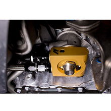 画像をギャラリービューアに読み込む, Mishimoto 16+ Chevrolet Camaro LT 2.0 Oil Cooler Kit - Black