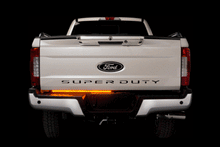 画像をギャラリービューアに読み込む, Putco 60in LED Tailgate Light Bar Blade