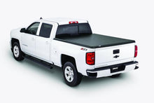画像をギャラリービューアに読み込む, Tonno Pro 15-19 Chevy Colorado 6ft Fleetside Hard Fold Tonneau Cover