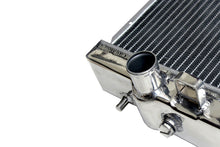 画像をギャラリービューアに読み込む, CSF 03-06 Nissan 350Z Radiator