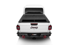 画像をギャラリービューアに読み込む, Rugged Ridge 20-22 Jeep Gladiator w/o Trail Rail Sys Armis Tonneau Cover w/Max Track - Tex. Blk