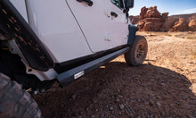 画像をギャラリービューアに読み込む, AMP Research 20-24 Jeep JT Gladiator (Launch/Overlnd/Rubicon/Sport/Sport S) PowerStep XL - Black
