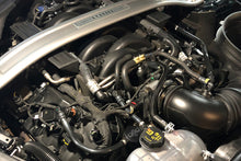画像をギャラリービューアに読み込む, J&amp;L 2018-2023 Ford Mustang GT Passenger Side Oil Separator 3.0 - Black Anodized