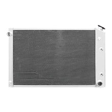 画像をギャラリービューアに読み込む, Mishimoto 78-86 GM C/K Truck X-Line Performance Aluminum Radiator
