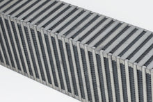 画像をギャラリービューアに読み込む, CSF High Performance Bar &amp; Plate Intercooler Core (Vertical Flow) - 27in L x 6in H x 3in W