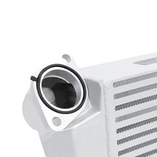 画像をギャラリービューアに読み込む, Mishimoto 08-14 Subaru WRX Top-Mount Intercooler Kit - Powder Coated Silver &amp; Blue Hoses