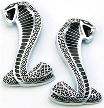 画像をギャラリービューアに読み込む, Ford Racing 2007-2009 Mustang SVT Cobra Snake Fender Emblems