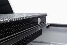 画像をギャラリービューアに読み込む, Extang 2020 Chevy/GMC Silverado/Sierra (6 ft 9 in) 2500HD/3500HD Solid Fold 2.0 Toolbox