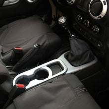 画像をギャラリービューアに読み込む, Rugged Ridge 11-18 Jeep Wrangler JK w/ Manual Transmission Silver Center Cup Console