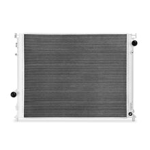 画像をギャラリービューアに読み込む, Mishimoto 09-16 Dodge Challenger/Charger 5.7L V8 Performance Aluminum Radiator