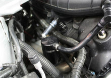 画像をギャラリービューアに読み込む, J&amp;L 11-17 Ford Mustang V6 Passenger Side Oil Separator 3.0 - Black Anodized