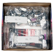 画像をギャラリービューアに読み込む, McGard Jeep Wrangler Install Kit (Cone / Bulge) 1/2-20 / 3/4 Hex / (18 Lug Nuts / 5 Locks) - Chrome
