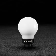 画像をギャラリービューアに読み込む, Cobb Subaru 5-Speed COBB Knob - White Knob w/ Stealth Black