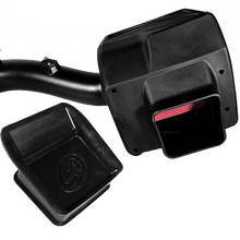 画像をギャラリービューアに読み込む, Cold Air Intake For 16-19 Silverado/Sierra 2500, 3500 6.0L Cotton Cleanable Red S&amp;B