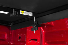 画像をギャラリービューアに読み込む, Tonno Pro 15-19 Chevy Colorado 6ft Fleetside Hard Fold Tonneau Cover