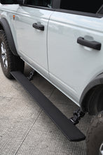 画像をギャラリービューアに読み込む, RealTruck 21-24 Ford Bronco 4dr VoltStep Electric Running Board Kit (No Drill) - Tex. Blk