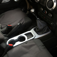 画像をギャラリービューアに読み込む, Rugged Ridge 11-18 Jeep Wrangler JK w/ Manual Transmission Silver Center Cup Console