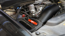 画像をギャラリービューアに読み込む, Injen 17-19 Chevy Silverado 2500/3500 Duramax L5P 6.6L Evolution Cold Air Intake (Oiled Filter)