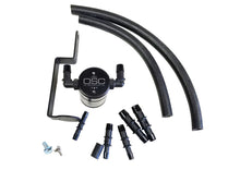 画像をギャラリービューアに読み込む, J&amp;L 99-04 Ford Mustang GT Passenger Side Oil Separator 3.0 - Black Anodized