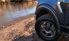 画像をギャラリービューアに読み込む, Bushwacker 17-18 Ford F-250 Super Duty OE Style Flares 2pc - Black