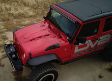 画像をギャラリービューアに読み込む, DV8 Offroad 07-18 Jeep Wrangler JK Metal Heat Dispersion Hood - Primer Black