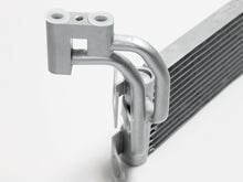 画像をギャラリービューアに読み込む, CSF 07-13 BMW M3 (E9X) DCT Oil Cooler