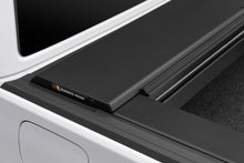 画像をギャラリービューアに読み込む, Rugged Ridge Armis Retractable Locking Bed Cover 20-21 JT