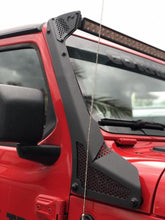 画像をギャラリービューアに読み込む, Go Rhino 18-20 Jeep Wrangler JL/JLU/Gladiator JT XE Windshield Light Bar Mount - 50in Single Row