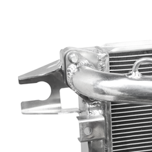 画像をギャラリービューアに読み込む, Mishimoto 2016+ Nissan Titan XD 5.0L Cummins Aluminum Radiator