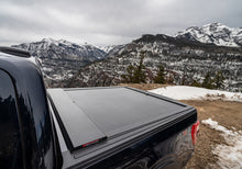 画像をギャラリービューアに読み込む, Roll-N-Lock 15-18 Ford F-150 XSB 65-5/8in A-Series Retractable Tonneau Cover